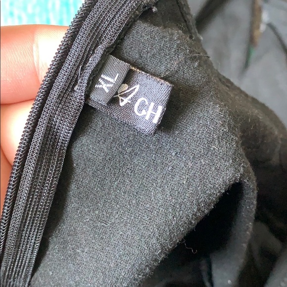 NWOT cold shoulder jump suit - Picture 2 of 2